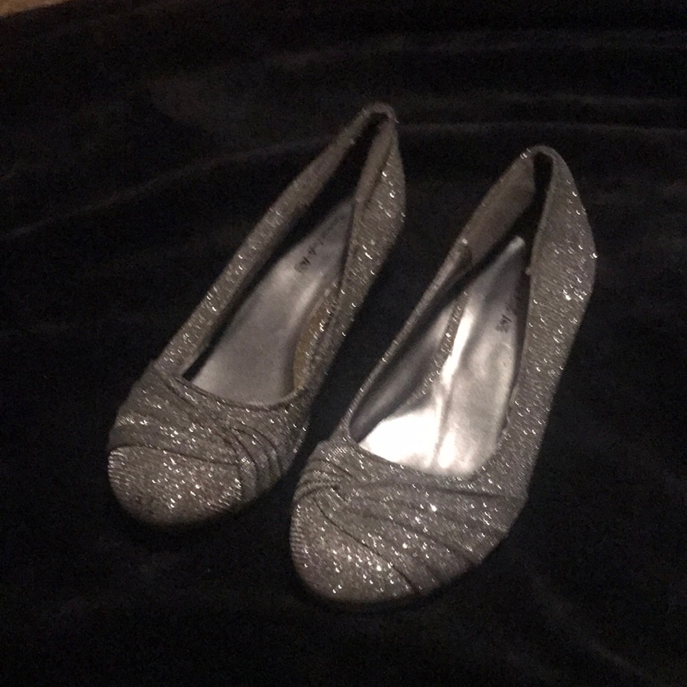 American eagle heels